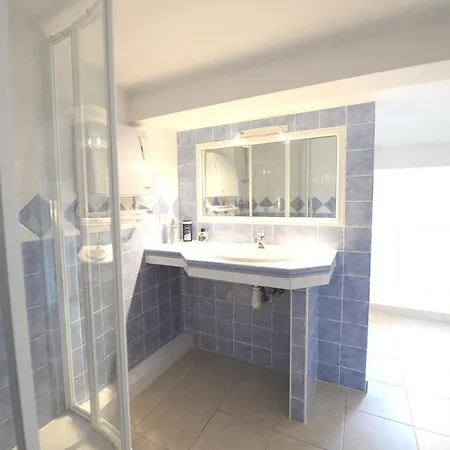 Villa Cagnes-sur-mer Sleeps 8 Pool Air Con Wifi