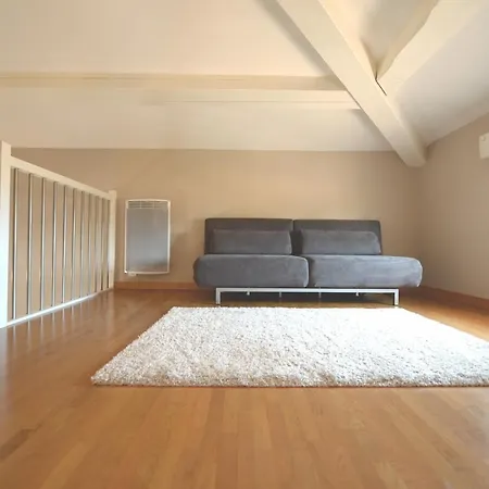 Cagnes-sur-mer Sleeps 8 Pool Air Con Wifi *